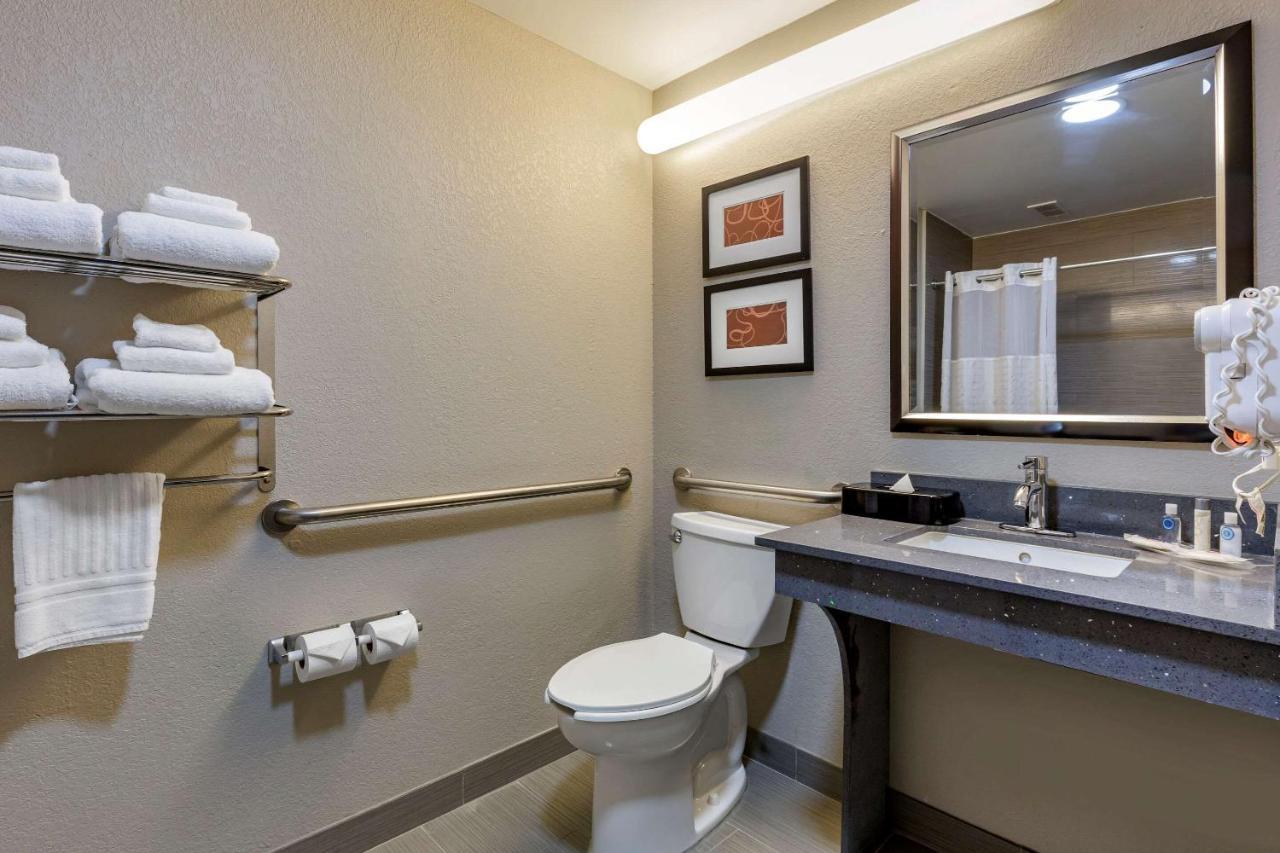 Comfort Suites Pineville - Ballantyne Area Extérieur photo