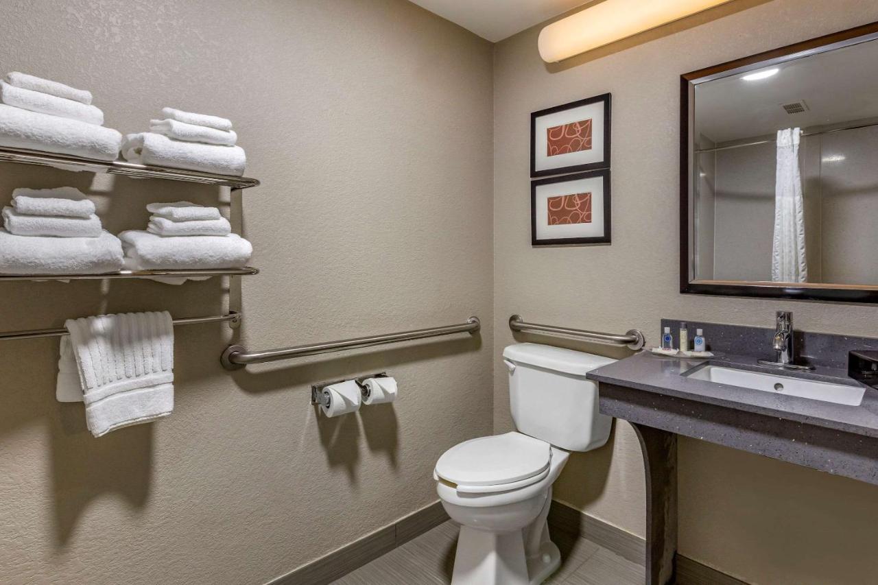Comfort Suites Pineville - Ballantyne Area Extérieur photo