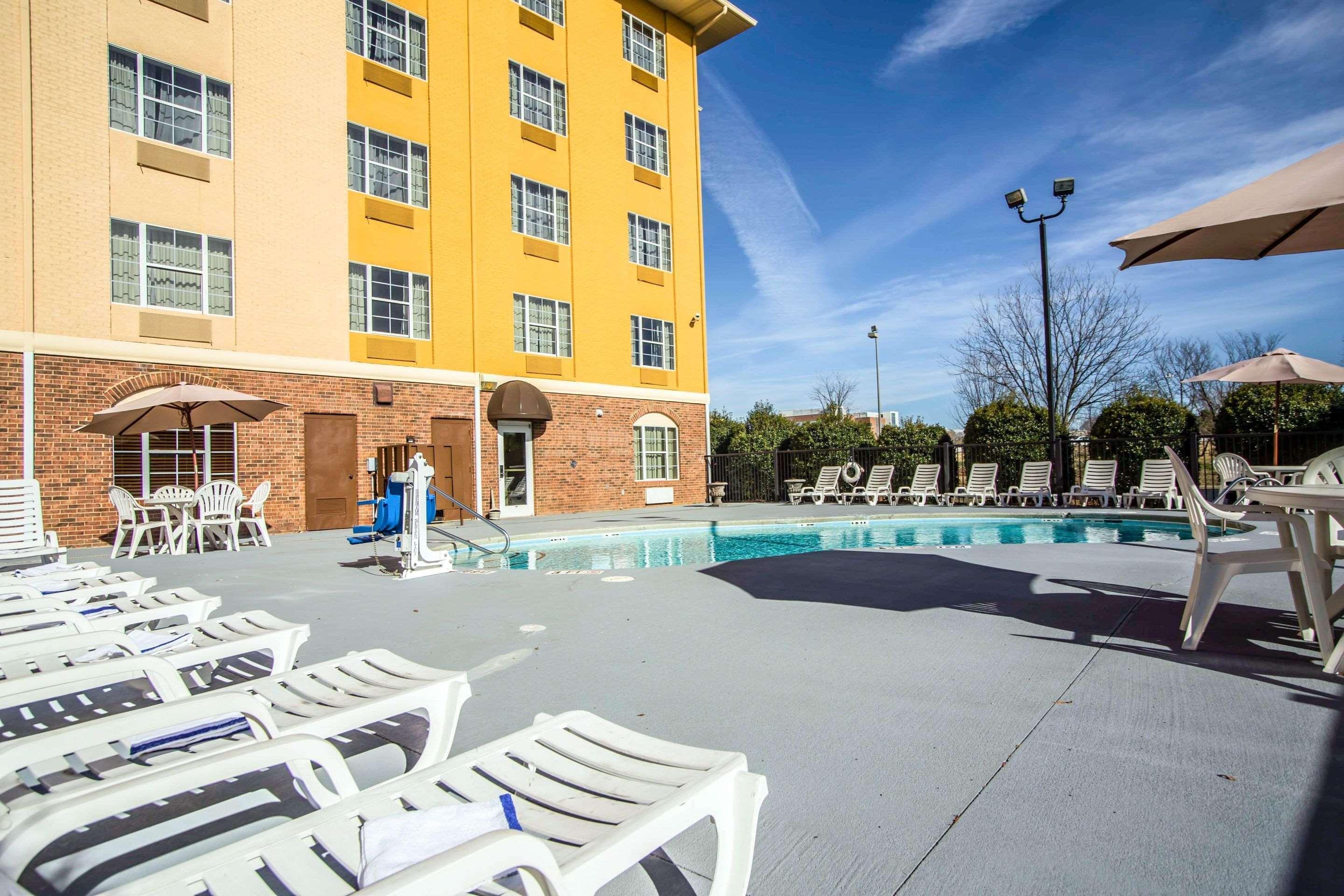 Comfort Suites Pineville - Ballantyne Area Extérieur photo